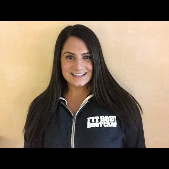 Profile Picture of Valerie Buccino (@vbuccino) on Poshmark