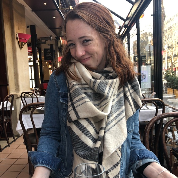 Profile Picture of Abby Samuelson (@abbymsamuelson) on Poshmark