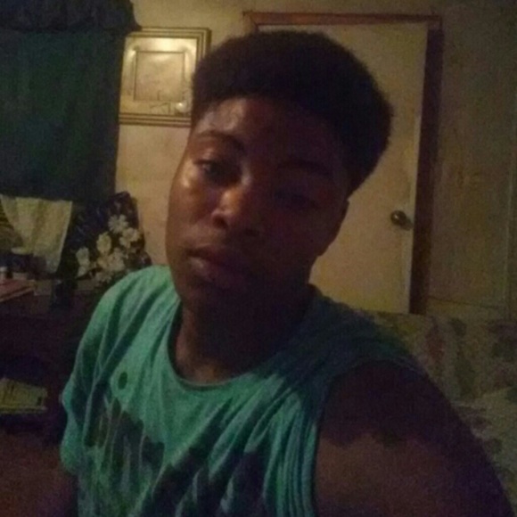 Profile Picture of Justin Cole (@jays44) on Poshmark