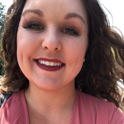 Profile Picture of Lindsey Shirley (@lindseyisboss) on Twitter