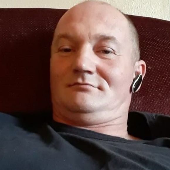 Profile Picture of Kevin Laufenberg (@kevinlaufenberg) on Poshmark