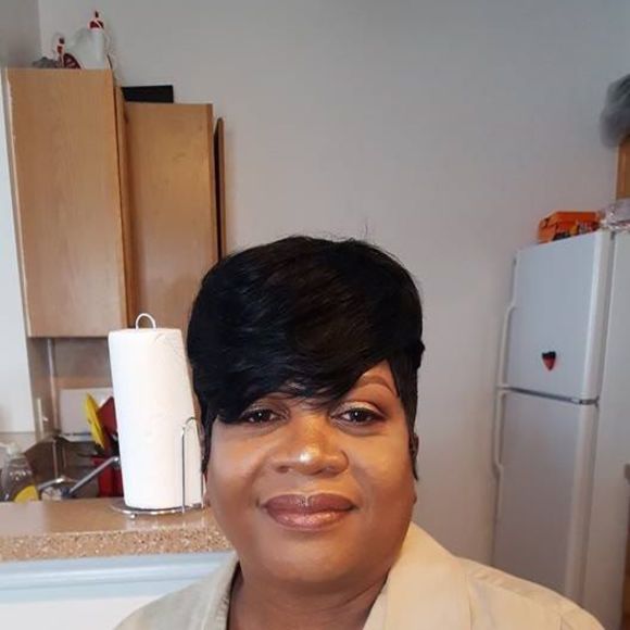 Profile Picture of Sharon Branch (@sbranch1) on Poshmark