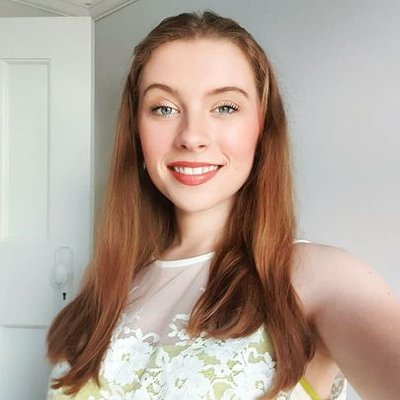 Profile Picture of Holly Roberts (@holly_bob1) on Twitter