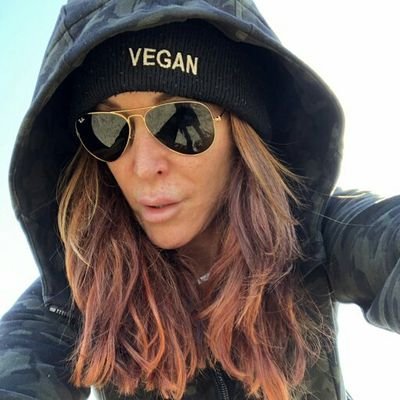 Profile Picture of Stella Morrison (@StellaM98785705) on Twitter