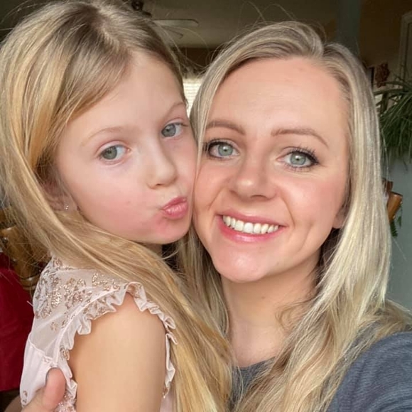 Profile Picture of Maddy Overmann (@madilyn87) on Poshmark