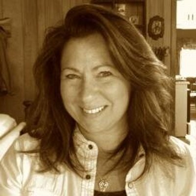 Profile Picture of Lisa Gale Moriarty (@aquarianberer65) on Twitter