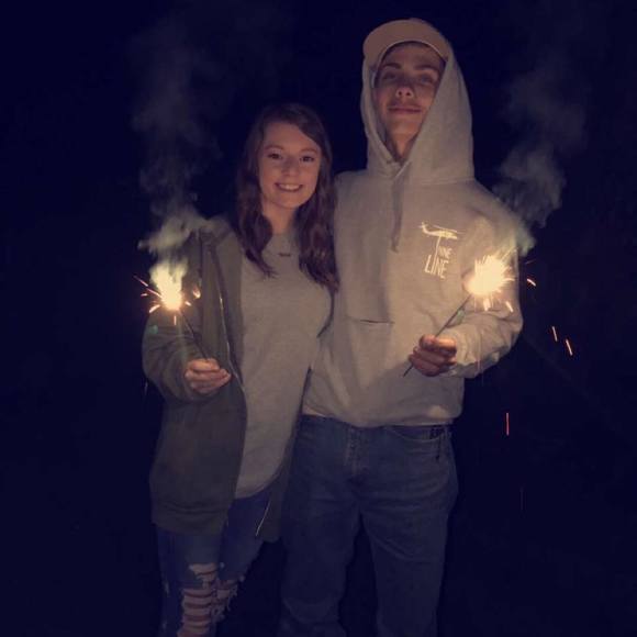 Profile Picture of Will Bierer (@sportsguy2001) on Poshmark