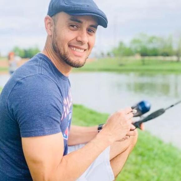 Profile Picture of Eric Rivas (@eric_rivas) on Poshmark