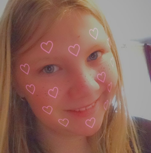 Profile Picture of Kim Sipes (@kimmie12256) on Poshmark