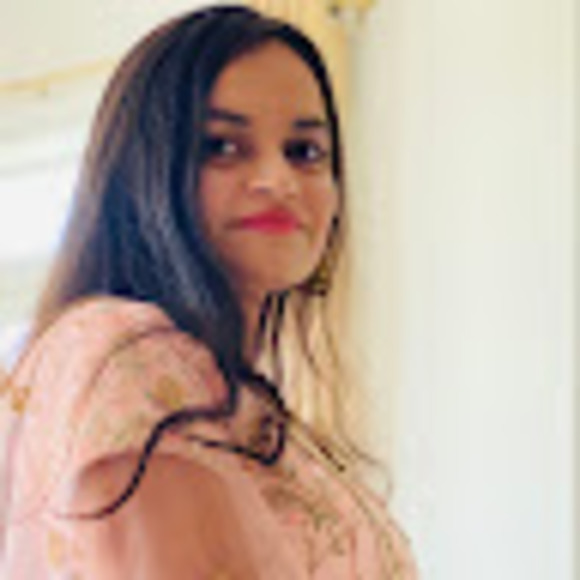 Profile Picture of Anandi Patel (@anandip) on Poshmark