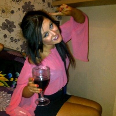 Profile Picture of Ashley Eccleston (@AshHeartsLauren) on Twitter