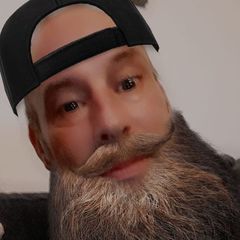 Profile Picture of mikedge (@mikedge) on Tiktok