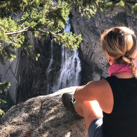 Profile Picture of Amy Ourso (@aourso) on Poshmark