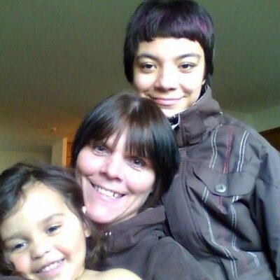 Profile Picture of Marlene Russell (@Desandmar) on Twitter