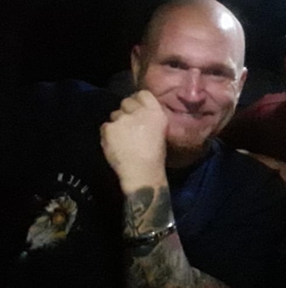 Profile Picture of James Dodson (@jamesdodson917) on Poshmark