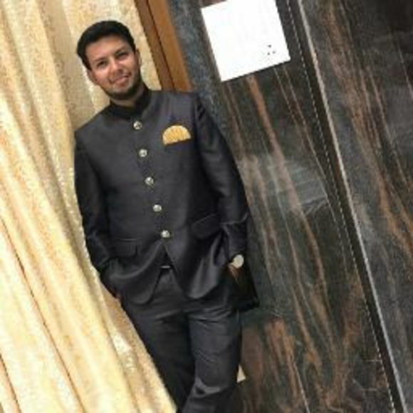 Profile Picture of Mohammed Rafeeq (@mohammedrafeeq) on Poshmark