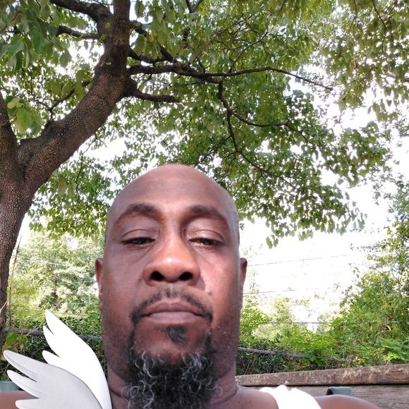 Profile Picture of Reginald Sims (@rsims0516) on Poshmark