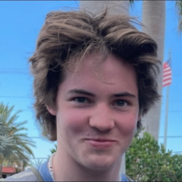 Profile Picture of Brendan Bailey (@brendan22b) on Poshmark