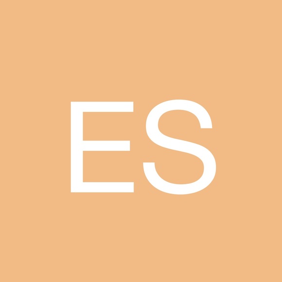 Profile Picture of Eureka Sears (@eas2019) on Poshmark