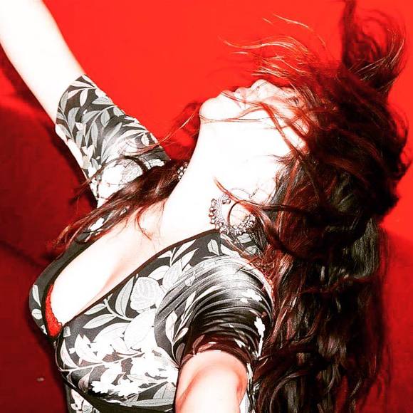 Profile Picture of Hisako Izutsu (@blancahisako) on Poshmark