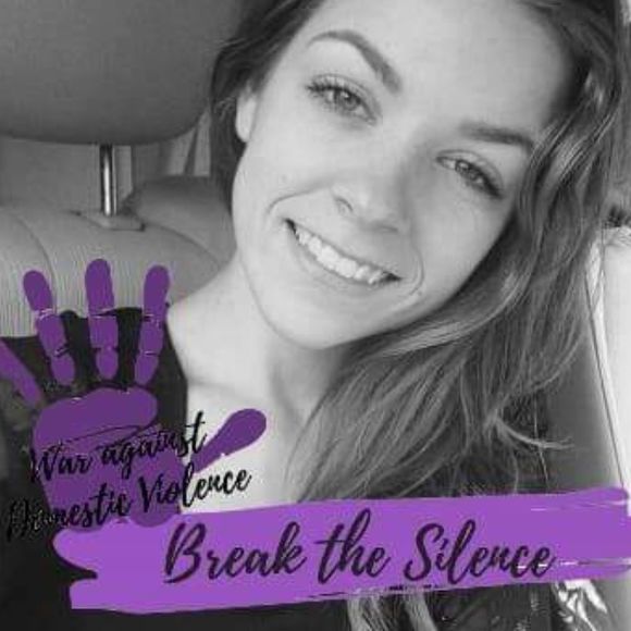 Profile Picture of Dawn Mcleod (@re_bri_me) on Poshmark