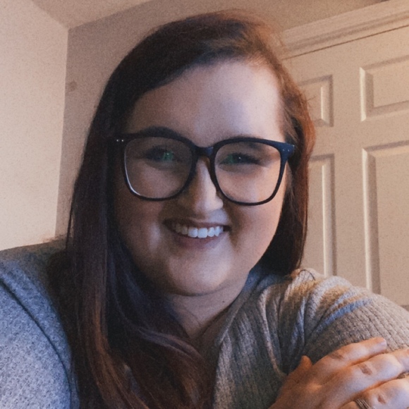 Profile Picture of Katrina Caudill (@kcaudill18) on Poshmark