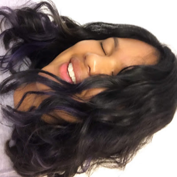 Profile Picture of Jasmine Trinidad (@jasminetrini195) on Poshmark