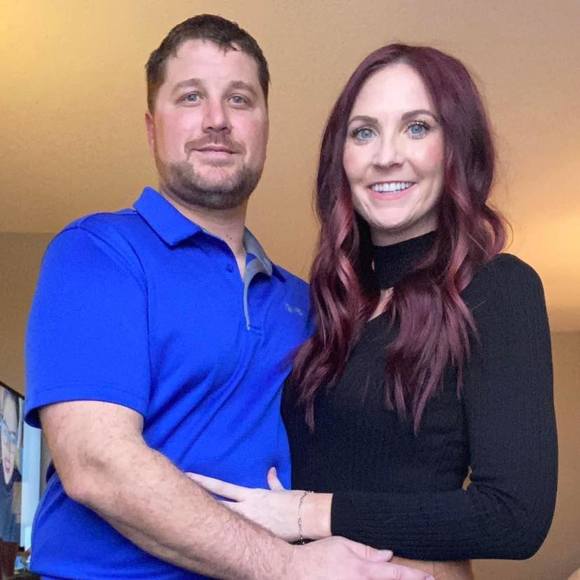 Profile Picture of Lindsey Hemker (@lindseyhemker) on Poshmark