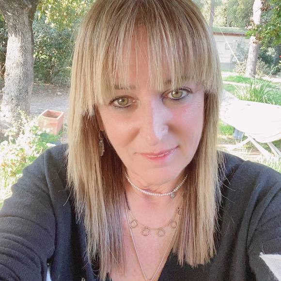 Profile Picture of Osnat Ben-naim (@osnat55) on Poshmark