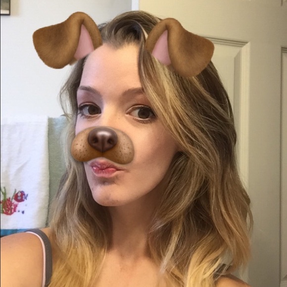 Profile Picture of Erica Slasor (@eslasor) on Poshmark