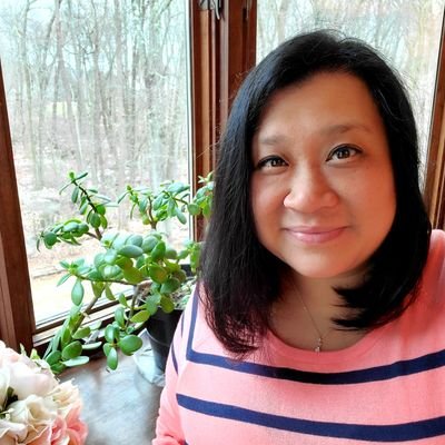 Profile Picture of Debbie Ong (@debbierepicky) on Twitter