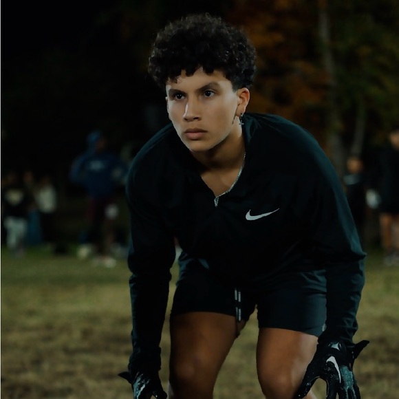 Profile Picture of Michael Menjivar (@michaelmenji706) on Poshmark