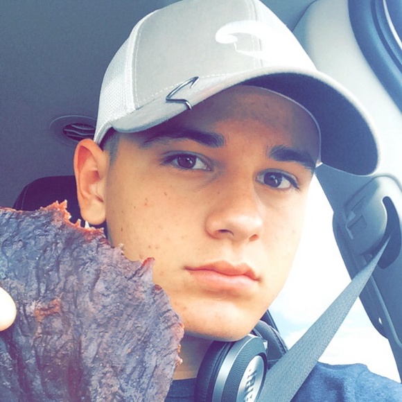 Profile Picture of Brandon Bennett (@the_brandon) on Poshmark