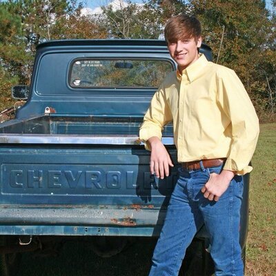 Profile Picture of Walker Clark (@walkerclark90) on Twitter