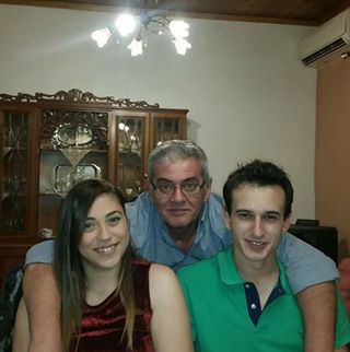 Profile Picture of Γαρυφαλλος Αντζουρης (@&) on Facebook