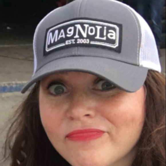 Profile Picture of Buffy Hanson (@missbuffyh) on Poshmark