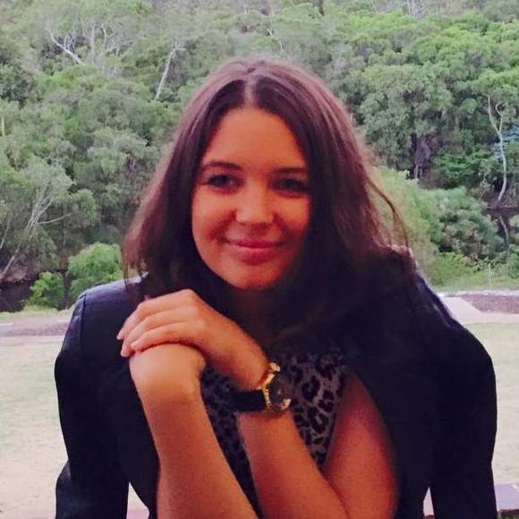 Profile Picture of Chloe ann Mcdonnell (@chloeam426) on Poshmark