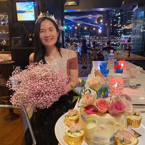Profile Picture of Crystal Kwong (@318449741) on Poshmark