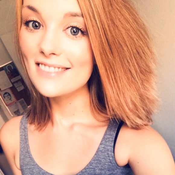 Profile Picture of Brittany Carleno (@bcarleno) on Poshmark