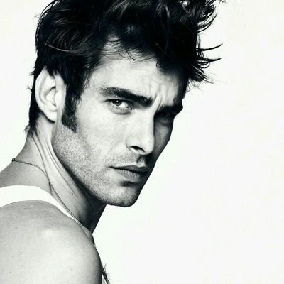 Profile Picture of Albert Fr Cap (@AlbertCapone7) on Twitter