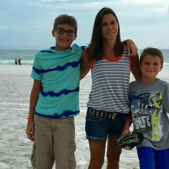 Profile Picture of Alexus Gonzales (@babyhuey21652) on Poshmark