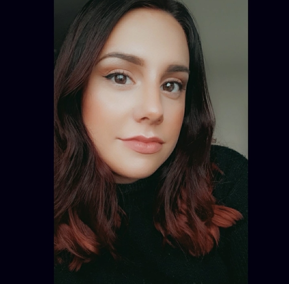 Profile Picture of Tessa Albert (@tessaleealbert) on Poshmark
