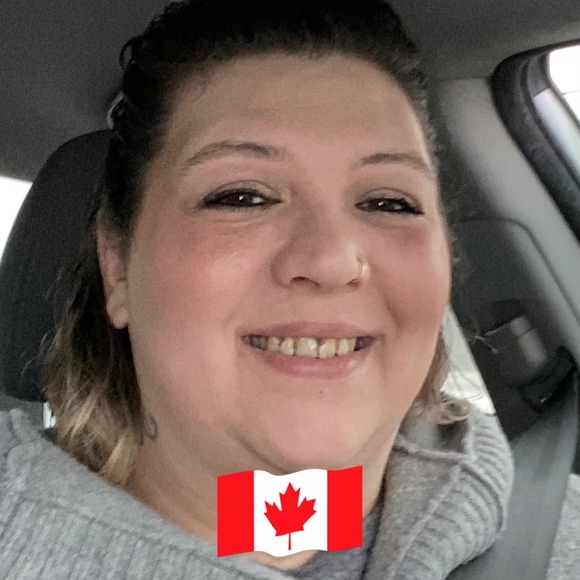 Profile Picture of Christal Milford (@crickets83) on Poshmark