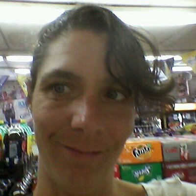 Profile Picture of Melissa Gillespie (@MelissaGilles17) on Twitter