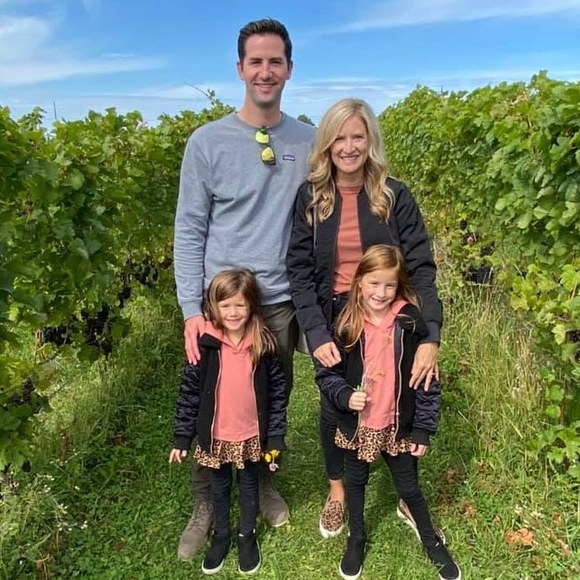 Jessie Hesser scott - Poshmark Profile Picture of Jessie Hesser scott (@jesshesser) on Poshmark