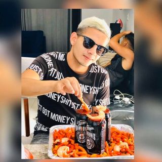 Bryan Guardado (snoopy) - Facebook Profile Picture of Bryan Guardado (snoopy) (@brayan.guardado.92) on Facebook