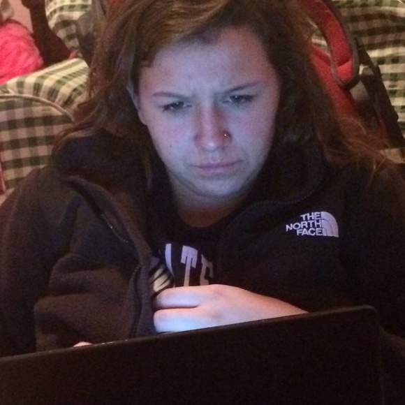 Profile Picture of Drew Van alstine (@vanald05) on Poshmark