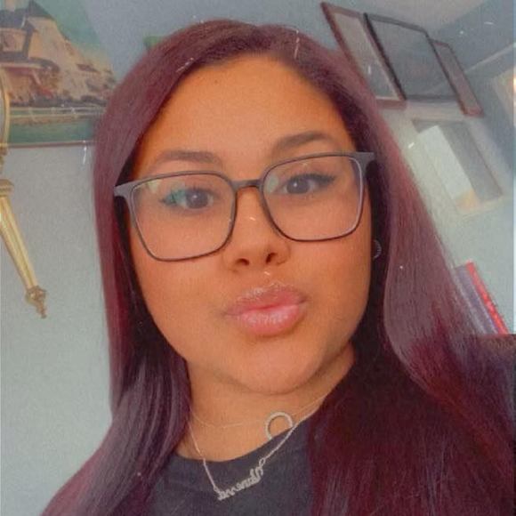 Profile Picture of Vanessa Rodriguez vasquez (@vanerod02) on Poshmark