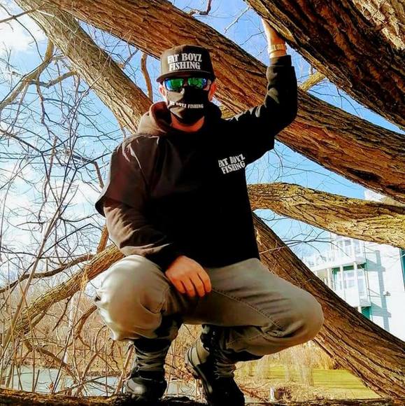 Profile Picture of Clint Murray (@mricedog) on Poshmark