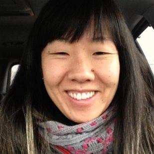 Profile Picture of Lisa Fender (@shoegal323) on Twitter